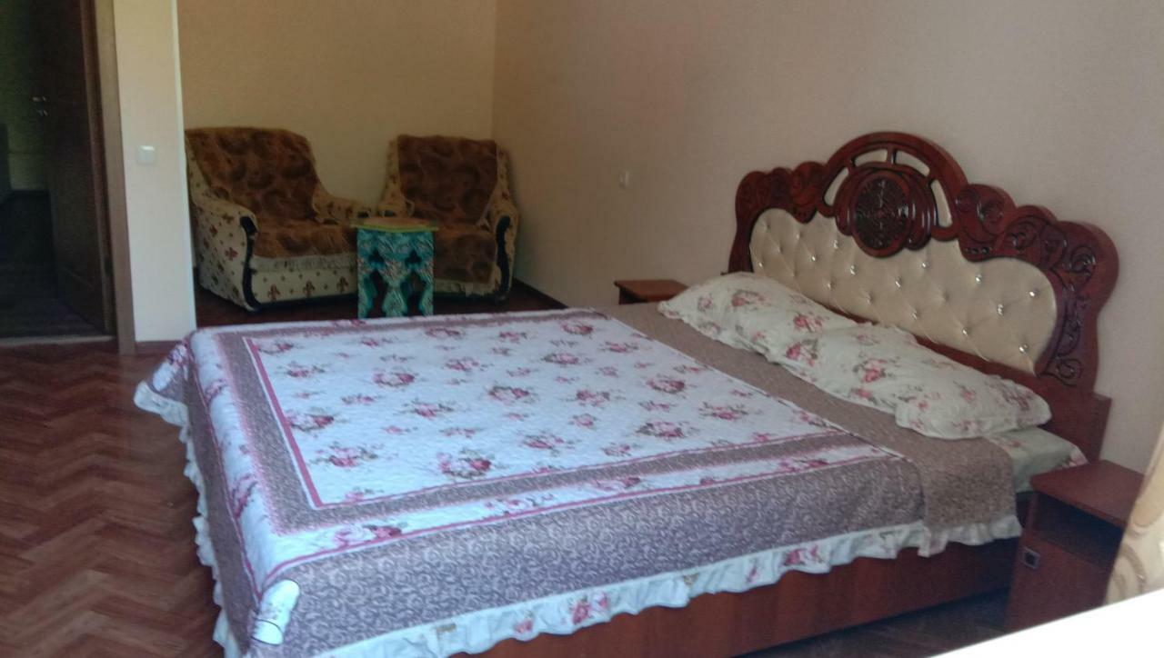 Guest House Sharq 21 Khujand Dış mekan fotoğraf